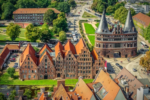 Mehrere Gebäude in Lübeck, Schleswig-Holstein. Detektei